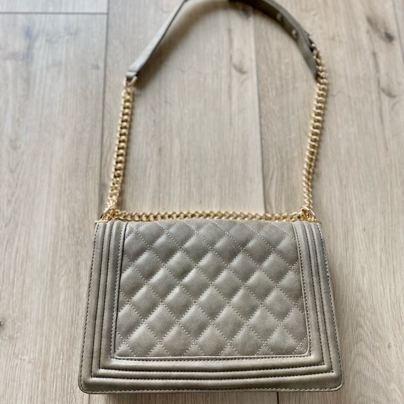 BCBG Olive Green Quilted Purse - Picture 9 of 9